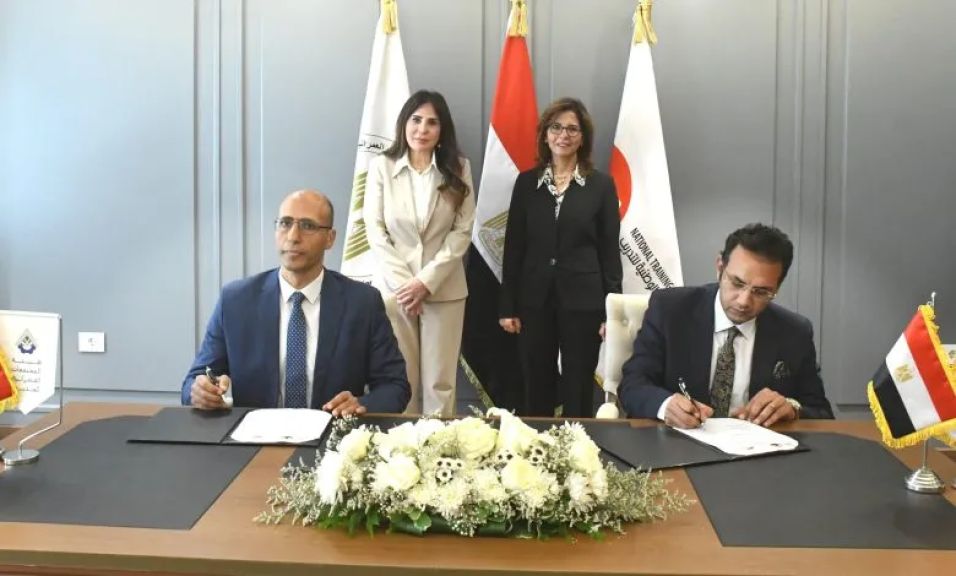 الإسكان والأكاديمية الوطنية للتدريب يوقعان بروتوكول تعاون لإعداد كوادر قيادية جديدة