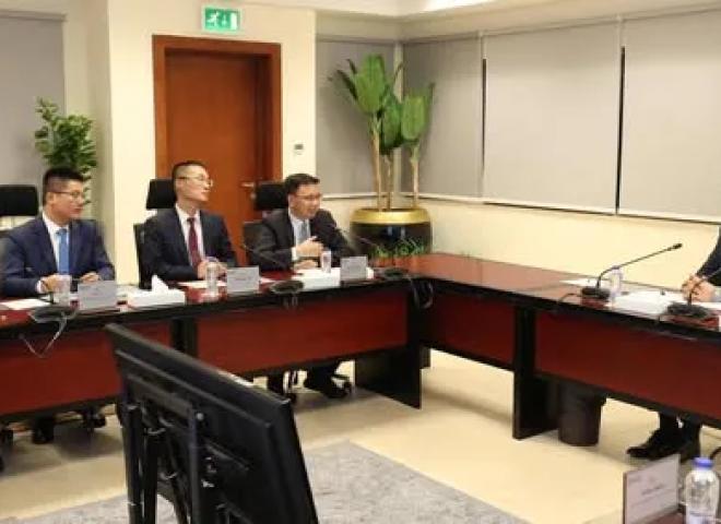 وزير الاتصالات يبحث مع هواوي تعزيز التعاون في التكنولوجيات المتقدمة والحوسبة السحابية وبناء القدرات الرقمية