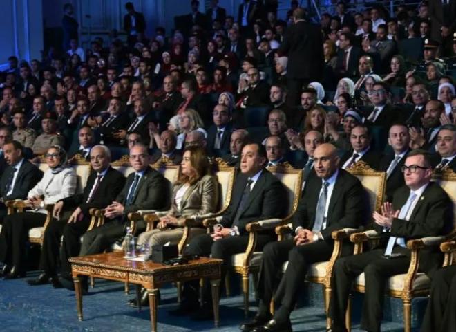 “مدبولي” يشهد إطلاق “مبادرة المليون رخصة دولية” ومرصد سوق العمل الدولي