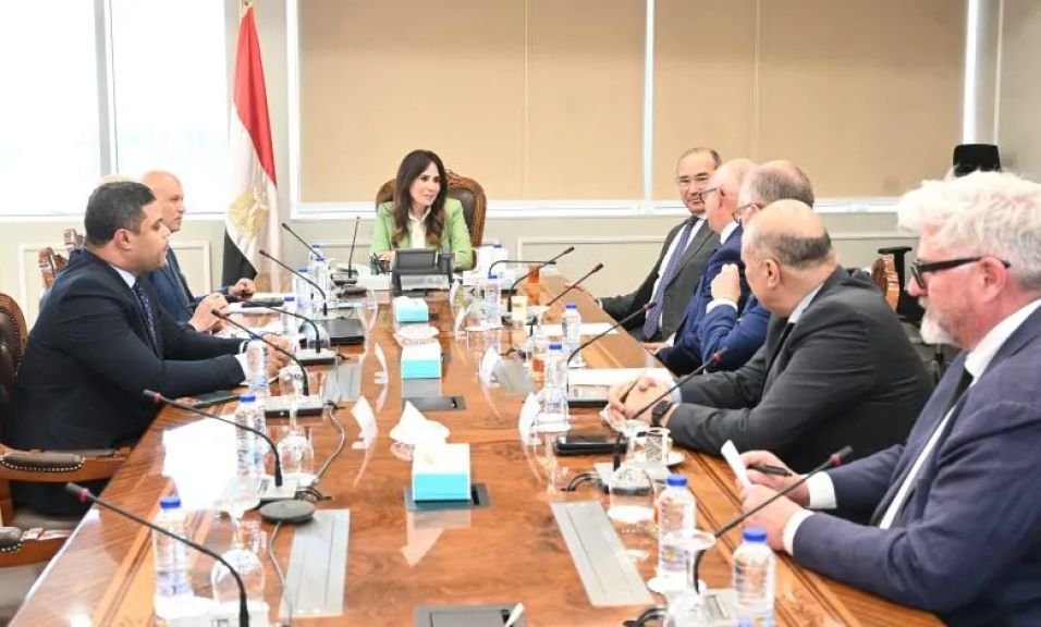 وزيرة الإسكان تبحث مع «دورش جلوبال» الألمانية تعزيز التعاون في مشروعات البنية التحتية والتنمية العمرانية