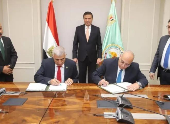 وزير الزراعة يشهد توقيع مشروعين بين “بحوث الصحراء” و”أكساد” لتعزيز الأمن الغذائي ومواجهة التغيرات المناخية