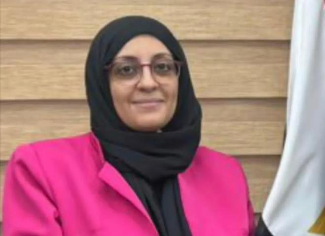 السيرة الذاتية لمدير فرع هيئة الدواء بالأقصر الدكتورة أسماء الجندي