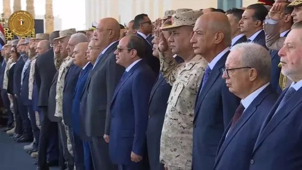 السيسي يشهد استعراض إمكانيات الدولة لمواجهة الأزمات والكوارث