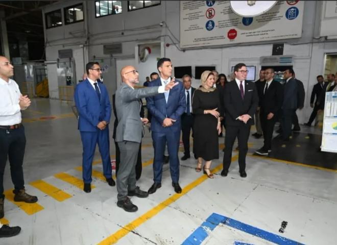 وزير الصناعة يشارك بفعاليات حفل مصنع جنرال موتورز مصر للإعلان عن إتمام إجراءات دخول السيارات إلى السوق المصري