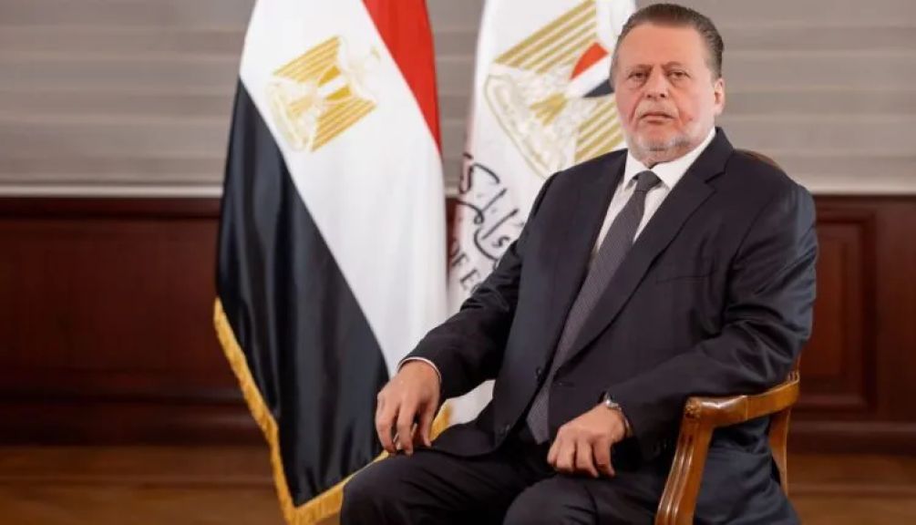 البنك المركزي المصري ووزارة الخارجية يطلقان مبادرة «حدث بياناتك في مصر» للمصريين العاملين بالخارج بالتعاون مع البنك الأهلي المصري وبنك مصر
