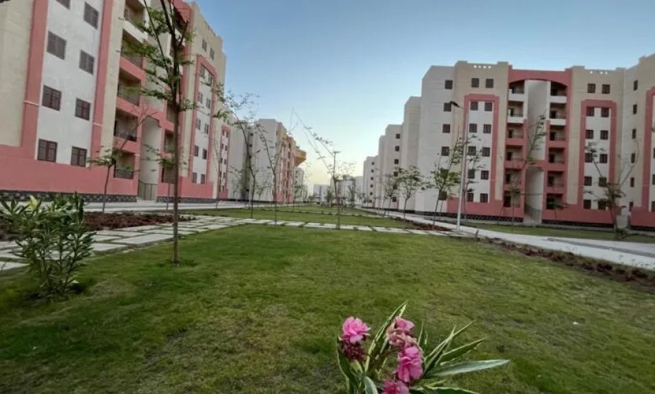وزيرة الإسكان تتابع تنفيذ مشروعات وخدمات بمدينتي قنا والمنيا الجديدتين