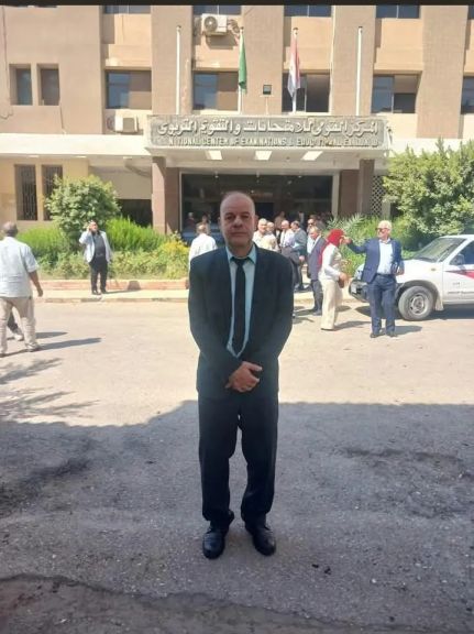 أنور محمد وأسرة تحرير الموقع يهنئون سعيد إبراهيم بتجديد الثقة مديرًا عامًا لتعليم سوهاج
