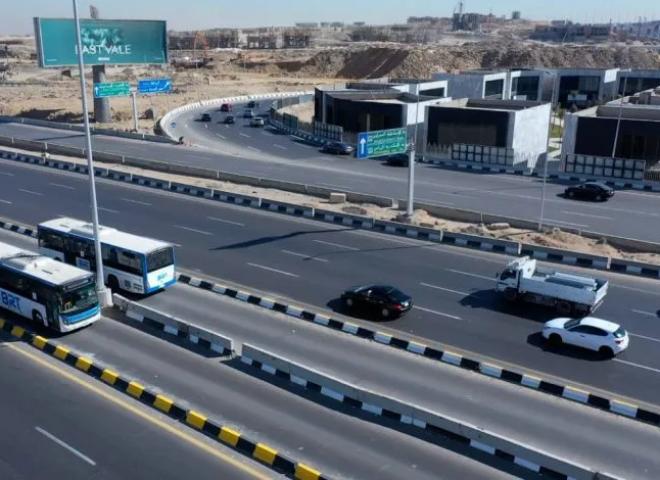 الأتوبيس الترددي يبدأ التشغيل المباشر بين الإسكندرية الزراعي وصن كابيتال بزمن تقاطر 10 دقائق