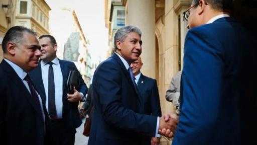 وزير السياحة يبحث مستقبل «السفر السلس» والتحول الرقمي في اجتماع «حوار القادة الدوليين»